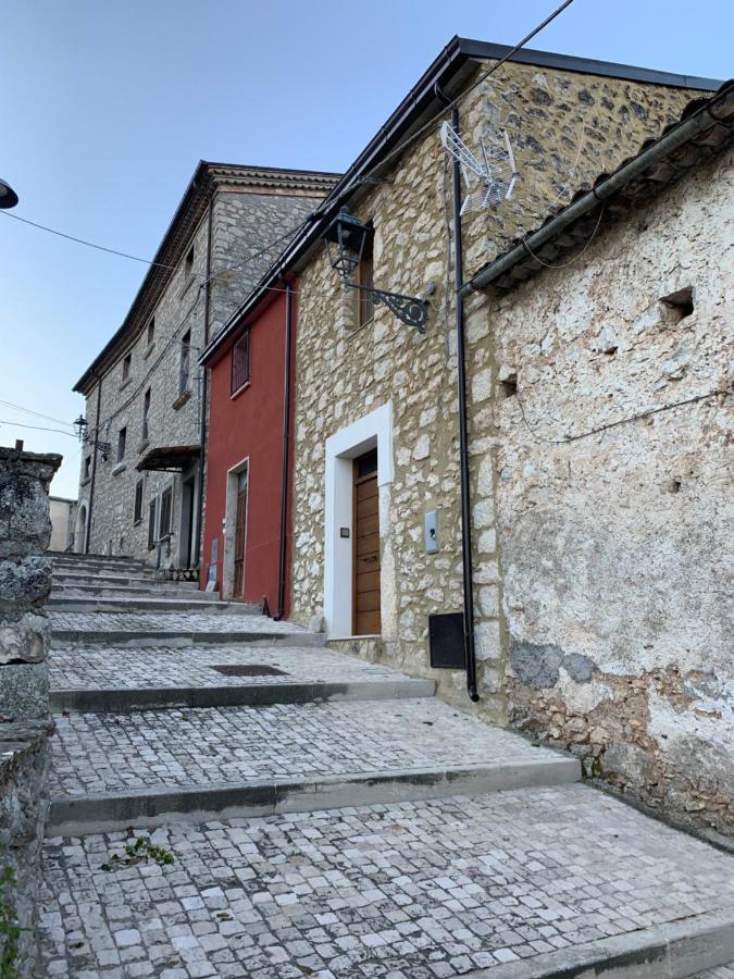 La Dimora Dell'Arco Lejlighed Pico Eksteriør billede