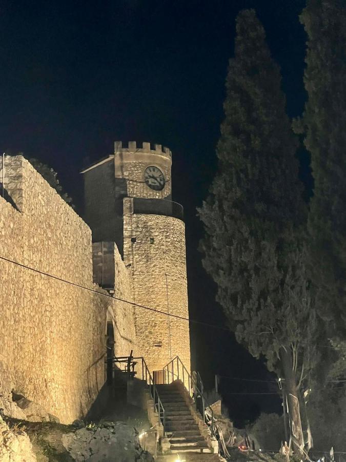 La Dimora Dell'Arco Lejlighed Pico Eksteriør billede